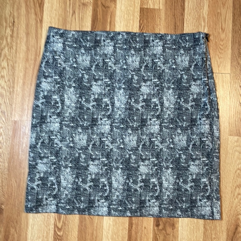 M M LaFleur New York Skirt